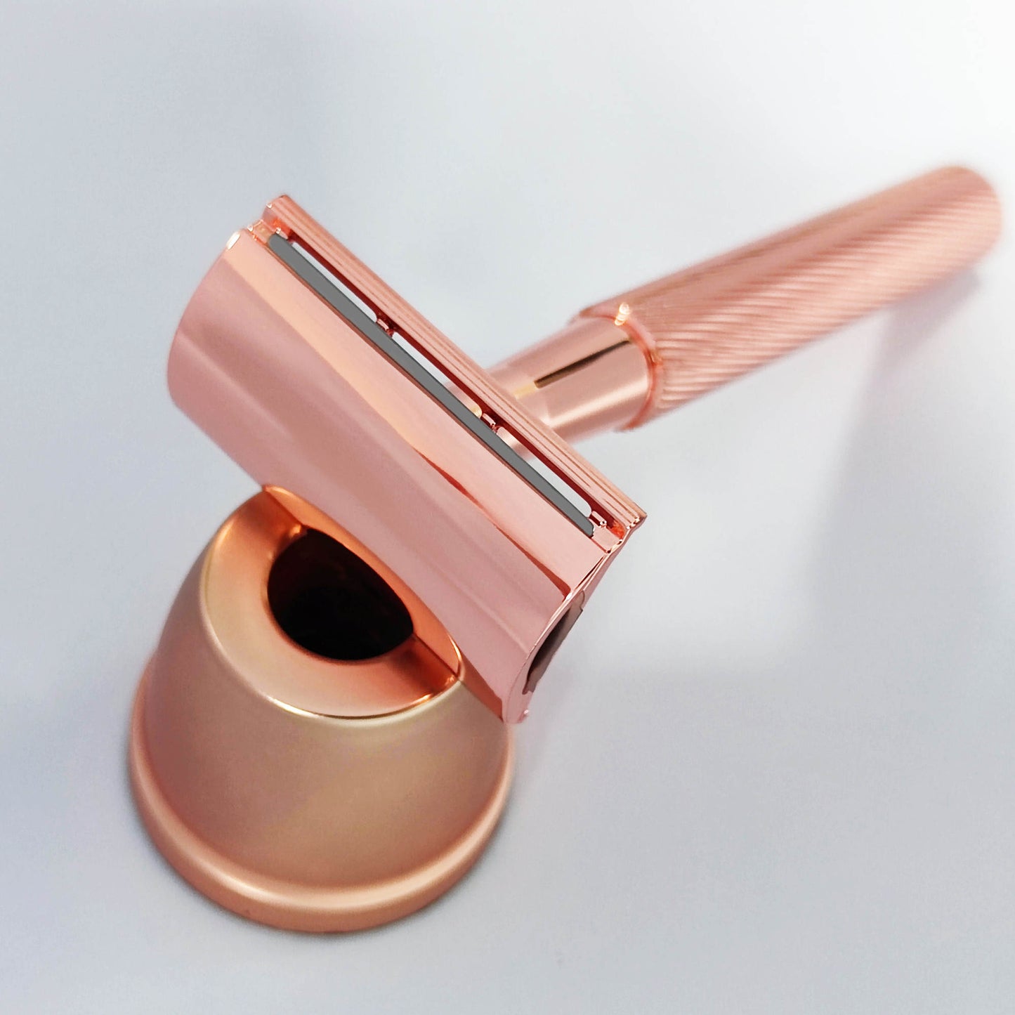 Luxury Rose Gold Razor with Stand & 10 Pack of Blades